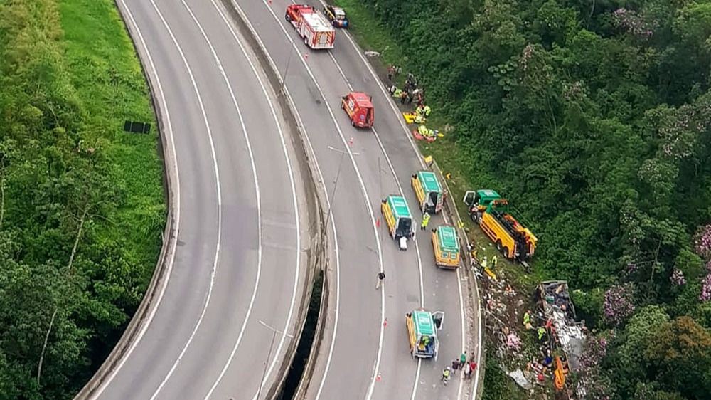 Tragedia En Brasil: 21 Muertos Y Varios Heridos Tras El Vuelco De Un ...