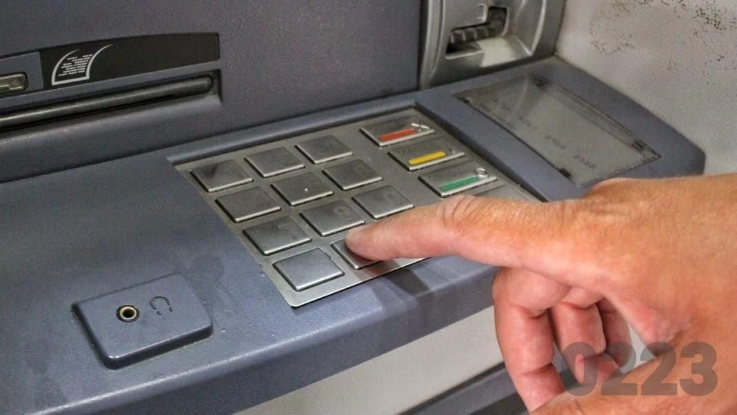 ¿Estafa hormiga?: ola de denuncias de jubilados por débitos indebidos en sus cuentas bancarias. Foto: 0223.