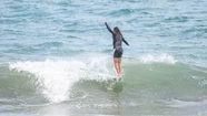 Días de fiesta con uno de los mejores surfistas de tablas largas del mundo
