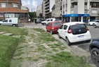 El Municipio explicó que por ordenanza y leyes nacionales y provinciales, está prohibido estacionar en plazoletas como las del Paseo Dávila. Foto: 0223.