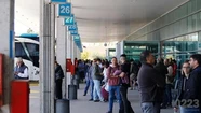 Baja afluencia de turismo en la terminal de micros por los precios de los pasajes