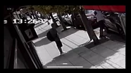 Video: Rompen un vidrio y roban a plena luz del día