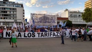 Multitudinaria marcha contra los tarifazos en Balcarce