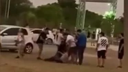 Video: otro joven pateado en la cabeza en el piso por un grupo de rugbiers