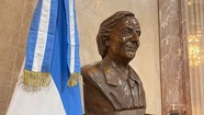 Polémica en Casa Rosada: reemplaazan el busto de Néstor Kirchner por el de Carlos Menem