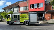 Explosión e incendio en un taller del Puerto: un trabajador sufrió quemaduras en la cara