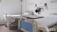 Las clínicas advierten que tienen "muy pocas camas operativas"