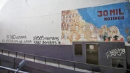 La Justicia investigará las pintadas contra el mural que rinde memoria a los 30 mil desaparecidos