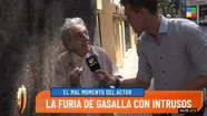 Video: la catarata de insultos de Antonio Gasalla a un notero que lo abordó en la calle