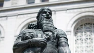 Ashurbanipal estaba tan enamorado del saber que ordenaba a sus oficiales que trajeran cualquier texto para enriquecer su colección.