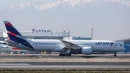 Pánico en un vuelo de Latam tras una falla técnica: "El avión cayó en picada"
