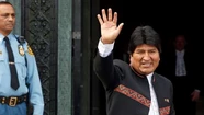 Evo Morales llegó a la Argentina y mañana se reunirá con Macri