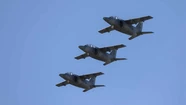 Aviones “Pampa” volvieron a la renovada pista militar de Tandil