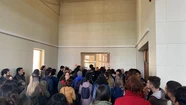 Escándalo en la UBA: una asamblea de estudiantes terminó en una batalla campal
