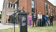 Kicillof inauguró la Casa de la Provincia en Villa Gesell