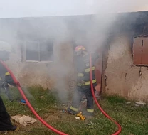 Se incendió su casa y perdieron todo: "Necesitamos ayuda porque nos quedamos con lo puesto"