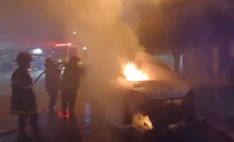 Se incendió un auto en la calle y nadie lo vino a buscar