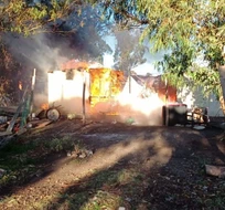 Incendio en una casa de Parque Peña: había puesto ropa a secar junto a la estufa