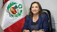 Dina Boluarte, presidente peruana, quedó en medio de la polémica por el decreto discriminatorio.