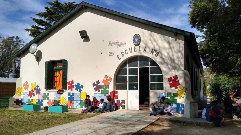 Encuentran agroquímicos en el suelo y agua de pozo en 15 escuelas rurales