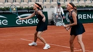 Sabatini y Dulko volvieron al triunfo y siguen con chances en Roland Garros