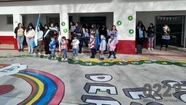 La comunidad educativa del barrio Fortunato de la Plaza celebraron las nuevas obras. Foto: 0223.