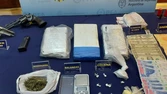 Secuestran tres kilos de cocaína, balanzas y dinero en varios allanamientos simultáneos