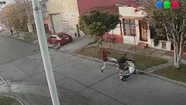 Video: le robó a un chico que iba al colegio pero un vecino héroe lo paró de una patada voladora
