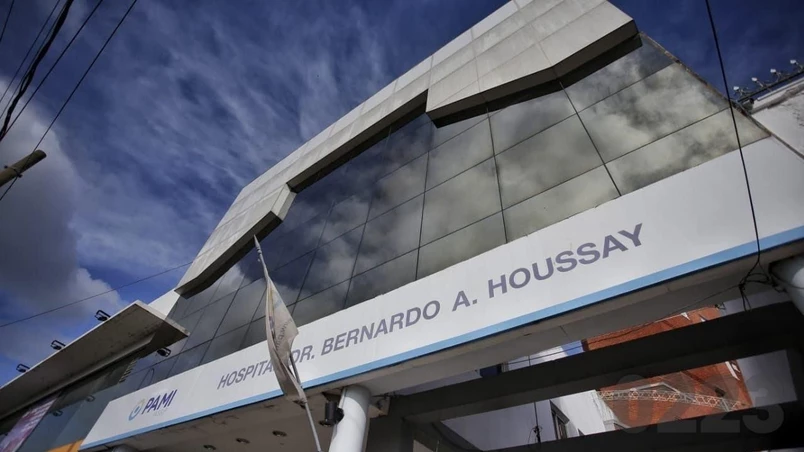 De los 28 nuevos casos de coronavirus, 12 corresponden al hospital Houssay