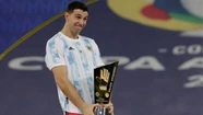 "Dibu" Martínez: "Messi se merecía esto más que nadie"