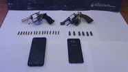 Armas y celulares secuestrados.