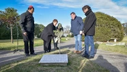 El evento se desarrolló en el cementerio judío, donde plantaron un olivo en homenaje a las víctimas. Foto: Prensa MGP.