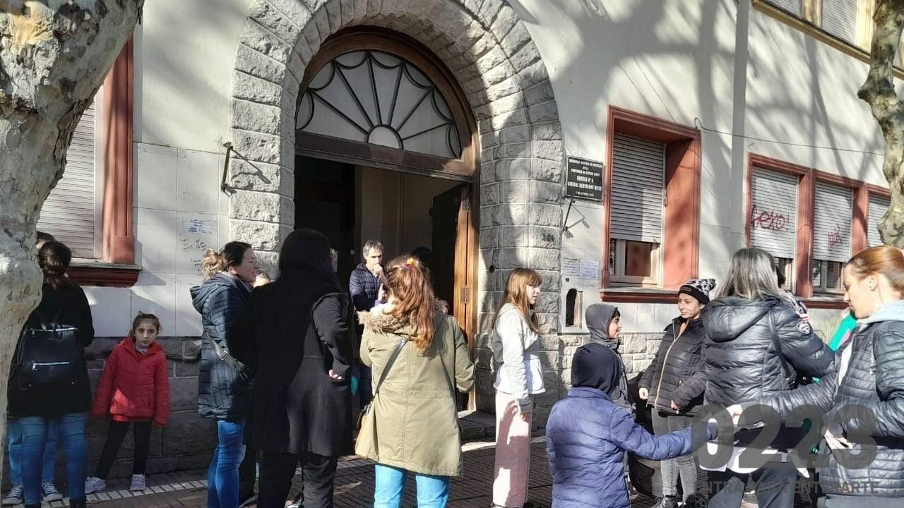 Reclamo En La Primaria 6: Hicieron Obras Pero La Escuela Se Inundó Y ...