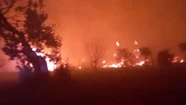 Las llamas se esparcieron rápidamente en el lugar. Foto cortesía Mendoza Post.