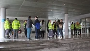 "Nos avisaron del cambio de formato horario con 12 horas de anticipación", cuestionaron.