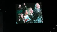 "¡No es un doble!": Luis Miguel bajó del escenario a saludar a Mirtha Legrand