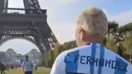 Los cinco amigos grabaron el video en París e imitaron el gol con una pelota imaginaria.