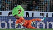 "Chiquito" gigante: Romero fue el héroe y metió a Boca en la semifinal