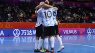 Argentina superó a Serbia y se metió en octavos del Mundial de futsal