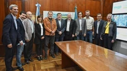 Ignacio Noel con el intendente Montenegro y dirigentes del Frente de Todos. 