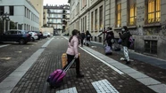 Italia busca penas de cárcel de dos años para los padres que no manden a sus hijos a la escuela. Foto: Marco Bertorello / AFP