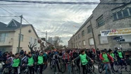 MIles de ciclistas recorren las calles de la ciudad en la tradicional Caravana de la Primavera. Foto: 0223.