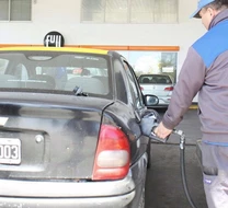 Si bien el gobierno pospuso los aumentos, la nafta subió este miércoles en Mar del Plata