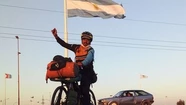 Viajó desde México un año en bicicleta para ver a su novia y este martes llega a Mar del Plata