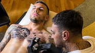 Leandro Paredes se tatuó a la cancha de Boca por su gran amor por el club (Foto: Instagram @valentinorussotattoo)