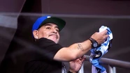 Un show aparte: así vivió Maradona el partido de Delbonis