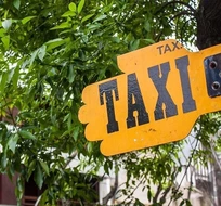 Taxis y remises aumentarán 50% en dos meses: lo aprobó el Concejo Deliberante