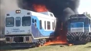 El tren a Pinamar se prendió fuego en General Guido. Foto: captura.