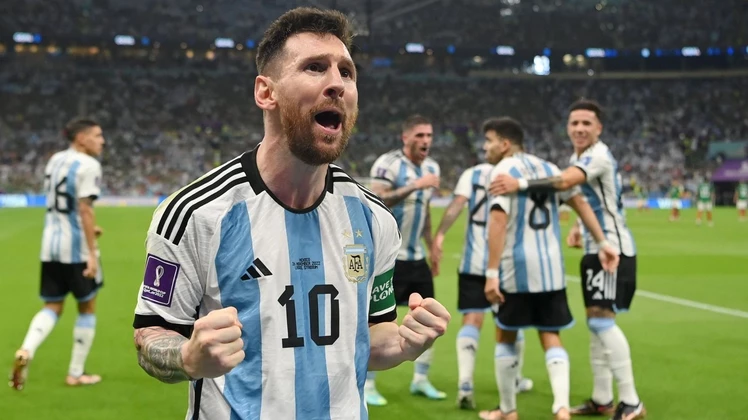 ¡Alivio Mundial!: Argentina derrotó a México y sigue con vida en Qatar 