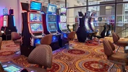Suspenden decisión de habilitar tarjetas de débito en bingos, casinos e hipódromos.
